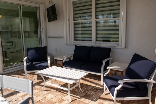 view of patio featuring outdoor lounge area