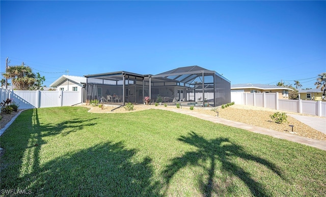 view of yard featuring a lanai