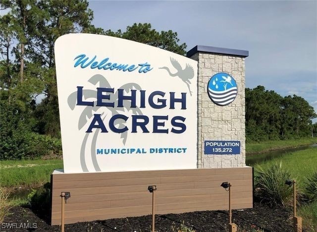 4118 16th St SW, Lehigh Acres, FL 33976