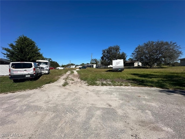 Listing photo 3 for 2255 10th Pl, Lehigh Acres FL 33936