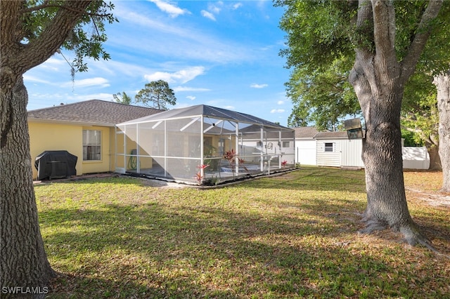 exterior space featuring glass enclosure