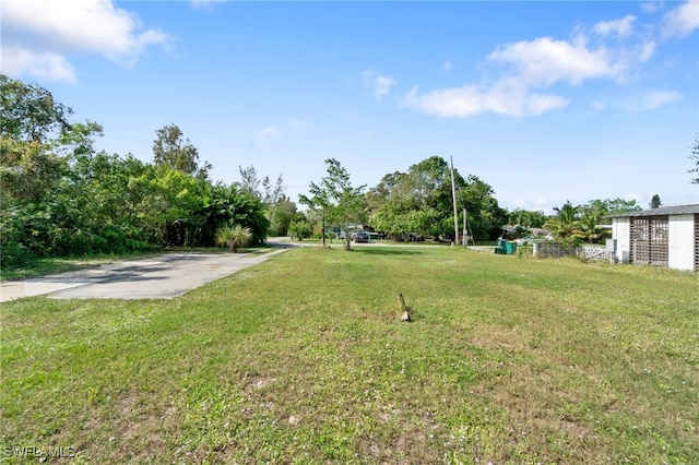 Listing photo 3 for LOT59 Harvest Ct, Naples FL 34112