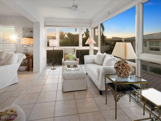 sunroom / solarium with ceiling fan