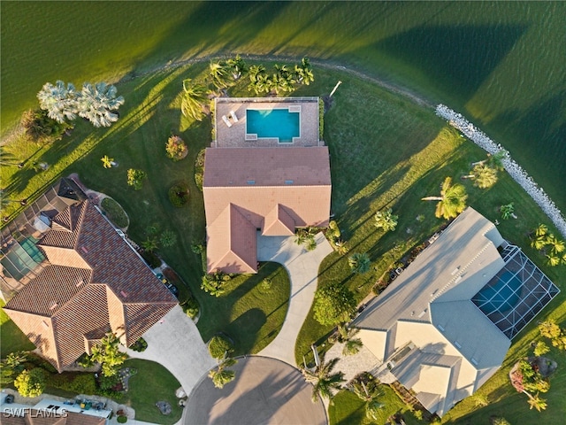 bird's eye view featuring a water view