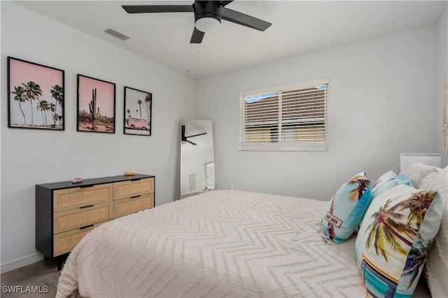 bedroom featuring ceiling fan