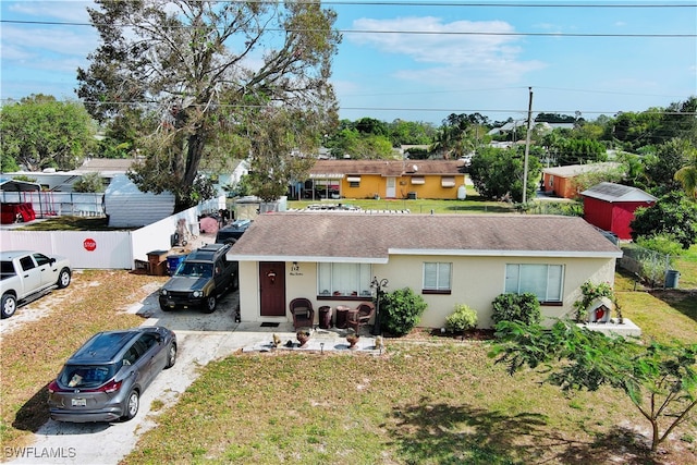 view of front of house