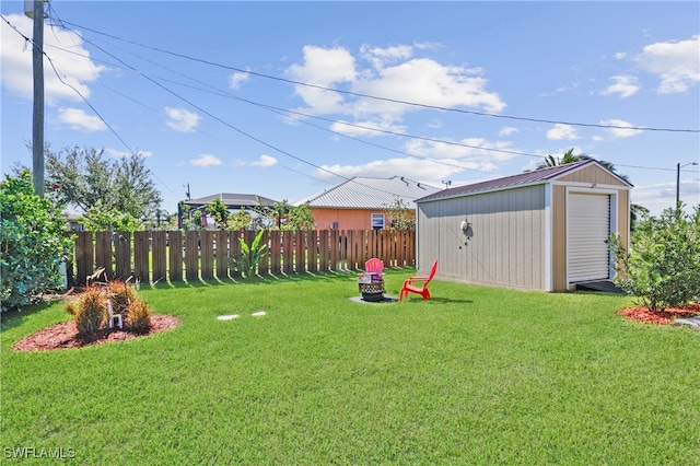 view of yard with a storage unit