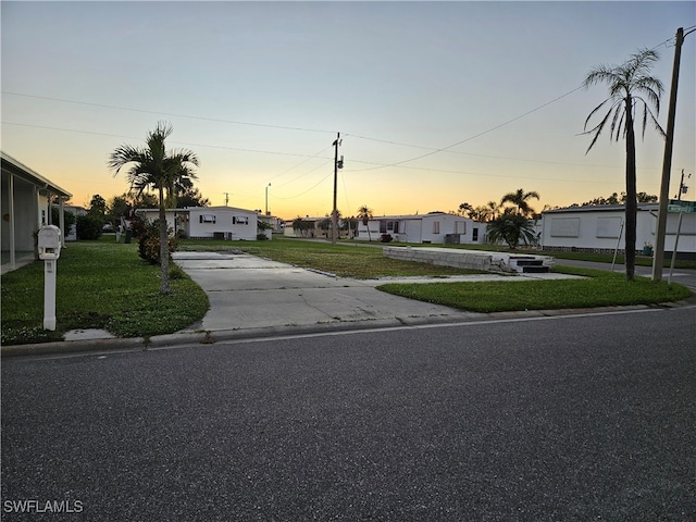 Listing photo 2 for 2771 Deerfield Dr, North Fort Myers FL 33917