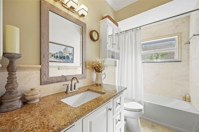 full bathroom featuring shower / tub combo, vanity, toilet, and crown molding