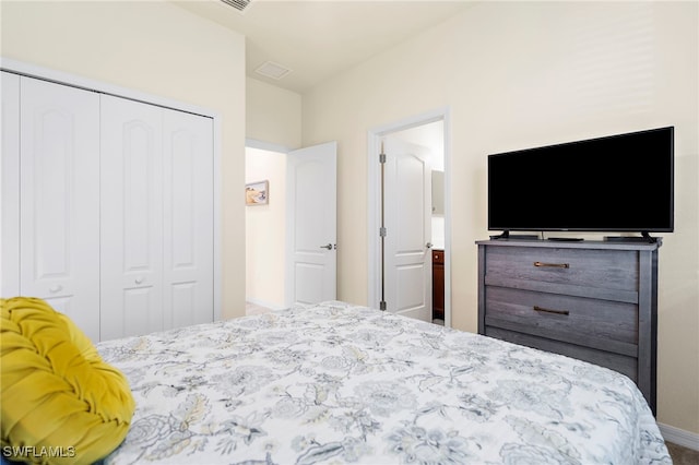 bedroom featuring a closet