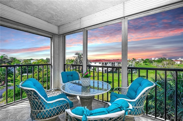 view of sunroom / solarium