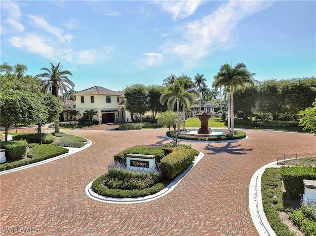 7817 Vizcaya Way, Naples, FL 34108 - view of community