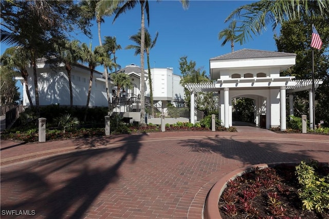 7817 Vizcaya Way, Naples, FL 34108 - view of surrounding community