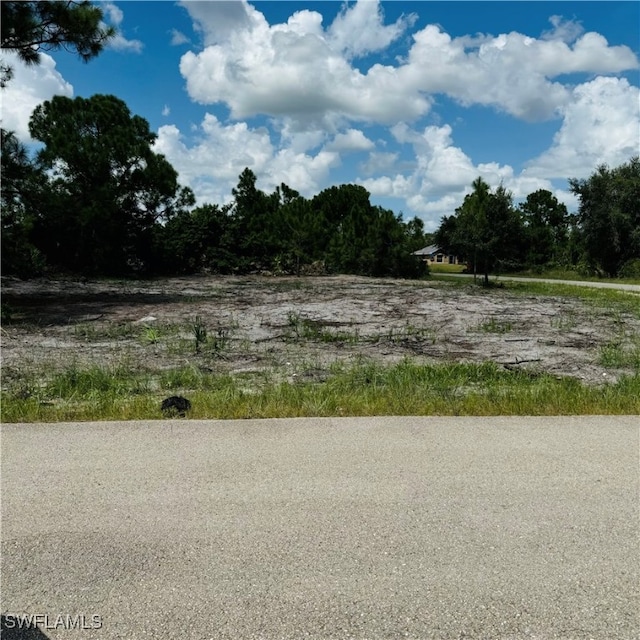 Listing photo 3 for 2700 49th St W, Lehigh Acres FL 33971