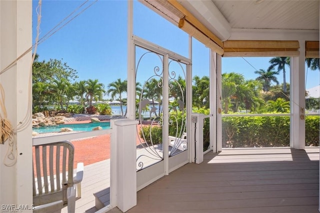 view of unfurnished sunroom