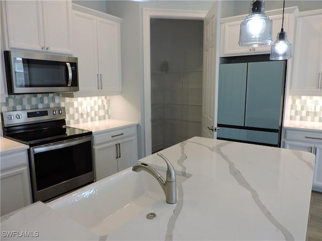 3215 Apple Blossom Dr, Alva, FL 33920 - photo 11