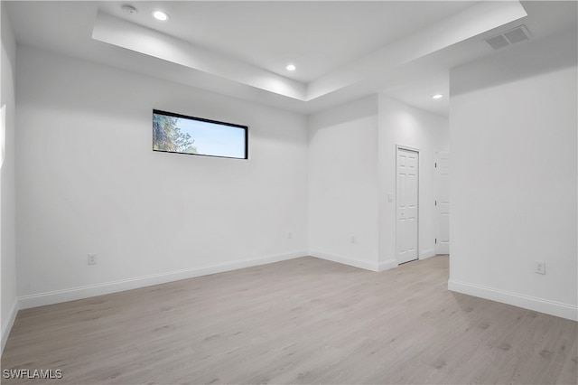 empty room featuring light hardwood / wood-style floors