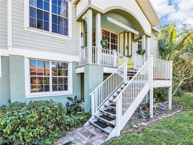 property entrance with a porch