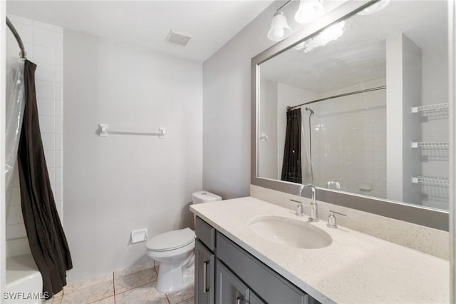 full bath featuring visible vents, toilet, shower / bath combo with shower curtain, vanity, and tile patterned flooring