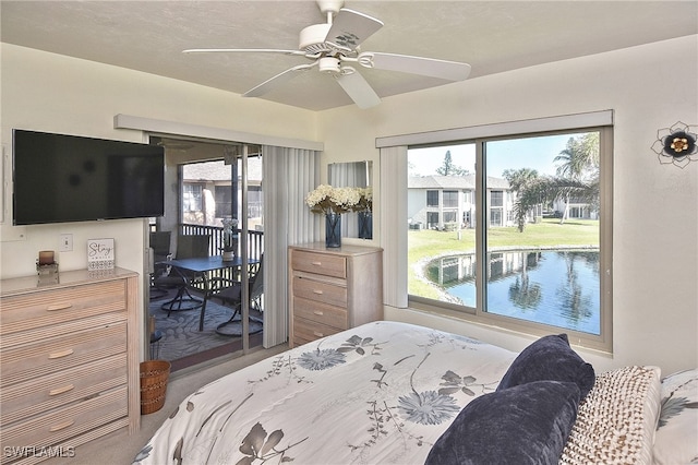 bedroom with ceiling fan