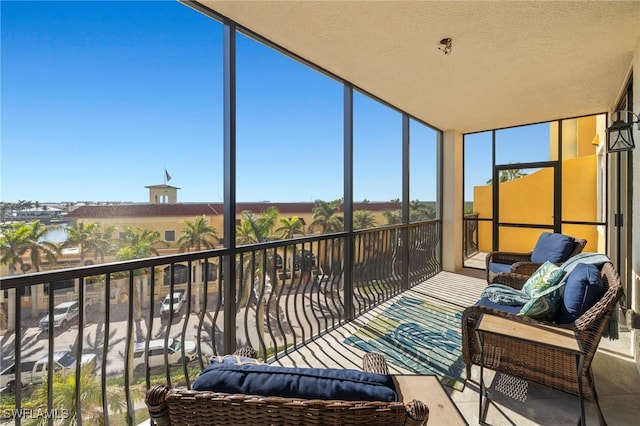 view of sunroom / solarium