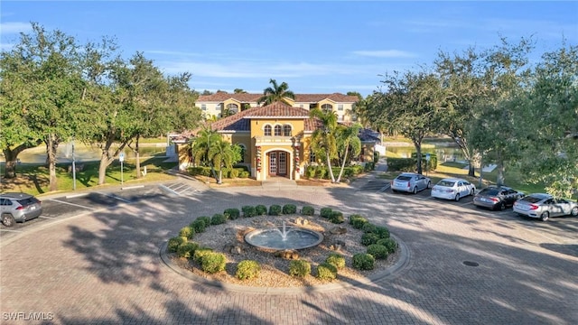 view of mediterranean / spanish-style house