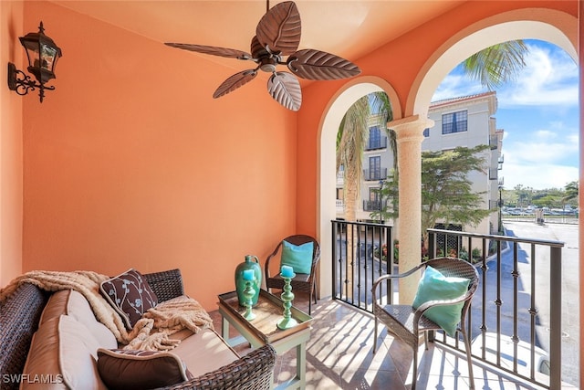 balcony featuring ceiling fan