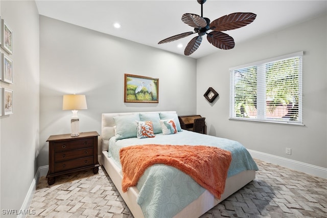 bedroom featuring ceiling fan