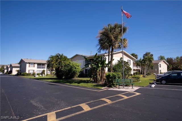 view of front of property with a front lawn