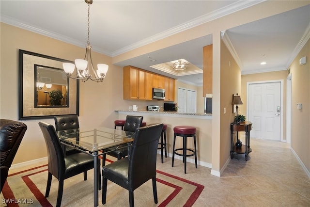 dining area with light tile patterned flooring, crown molding, and a notable chandelier