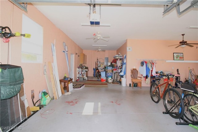 garage featuring ceiling fan