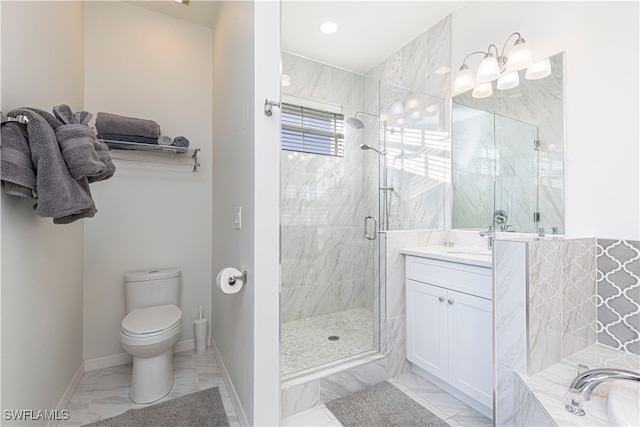 full bathroom featuring vanity, toilet, and shower with separate bathtub