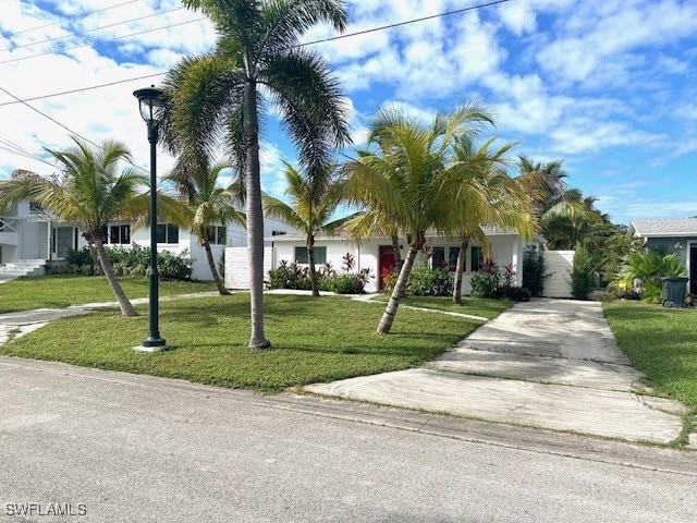 view of front of home with a front yard