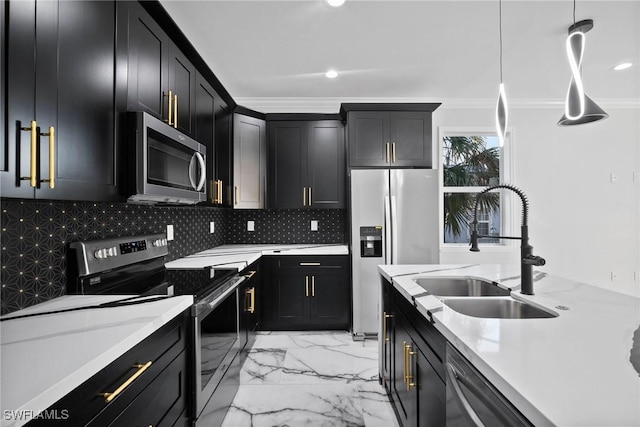 kitchen featuring tasteful backsplash, ornamental molding, stainless steel appliances, sink, and decorative light fixtures