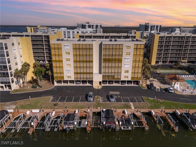 view of aerial view at dusk