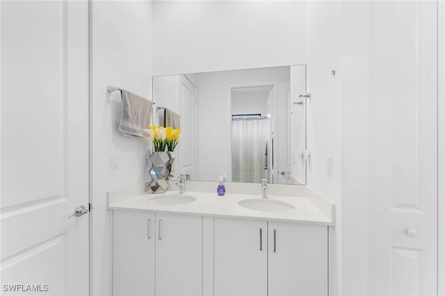 bathroom with vanity