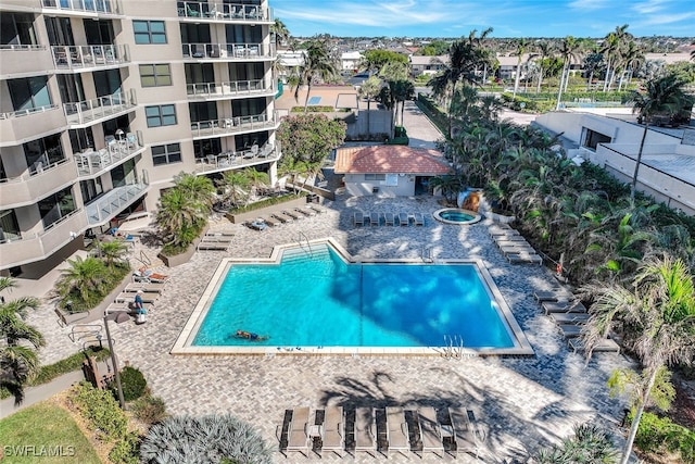 view of swimming pool