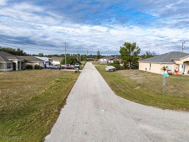 Listing photo 3 for 2916 NE 3rd Ave, Cape Coral FL 33909