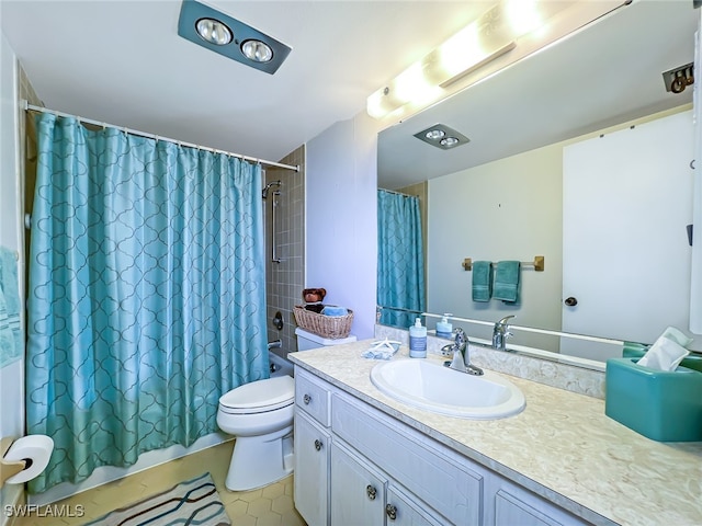 full bathroom featuring shower / bath combination with curtain, toilet, and vanity