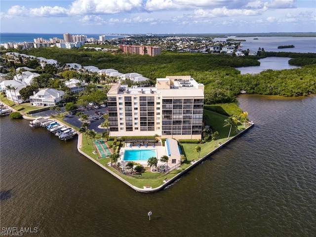 bird's eye view featuring a water view