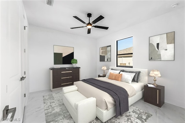 bedroom featuring ceiling fan