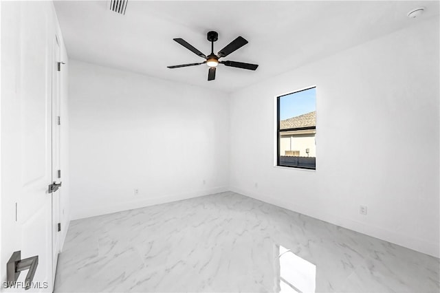 empty room with ceiling fan