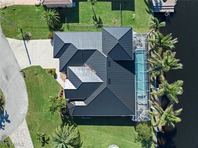 aerial view of property and surrounding area