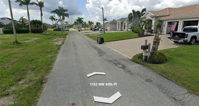 Listing photo 2 for 1103 NW 40th Pl, Cape Coral FL 33993