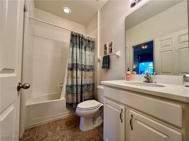 full bathroom with shower / bath combo with shower curtain, vanity, and toilet