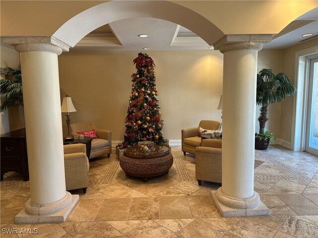 2825 Palm Beach Blvd Unit 118, Fort Myers, FL 33916 - view of building lobby