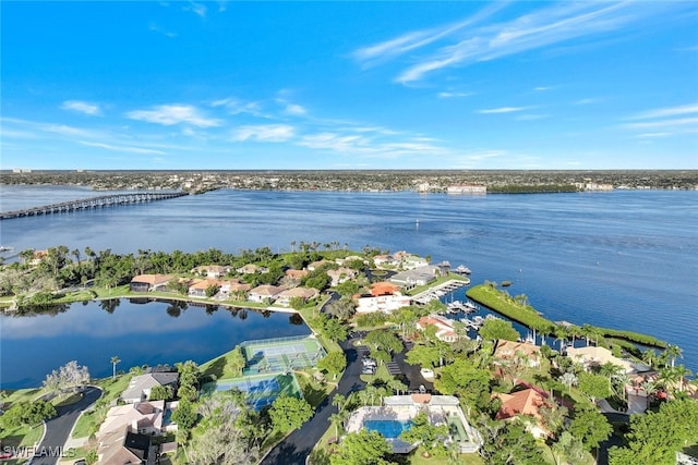 bird's eye view featuring a water view