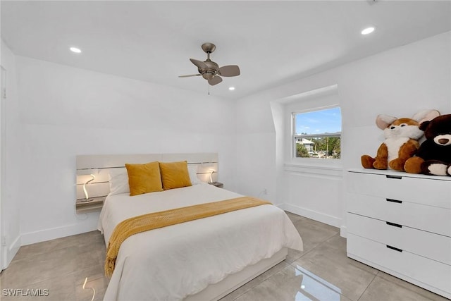 bedroom featuring ceiling fan