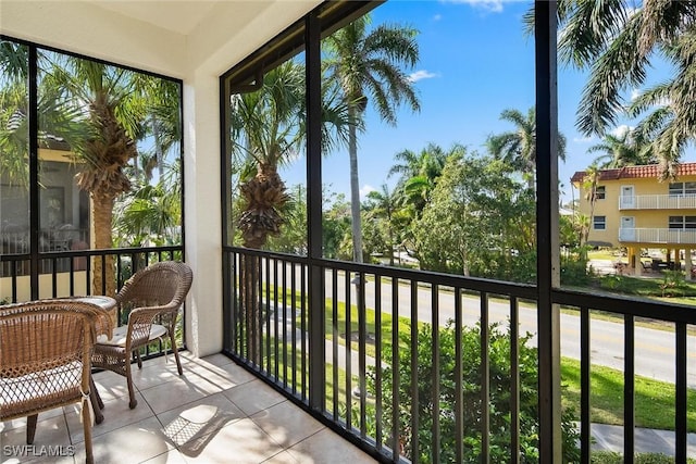 view of sunroom / solarium