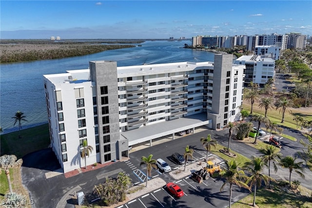 bird's eye view with a water view